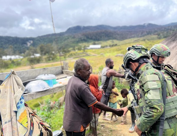 Satgas Yonif 742/SWY Hadirkan Rasa Aman dan Harapan di Papua Pegunungan, Warga Wamitu: “TNI Sudah Jadi Keluarga Kami”